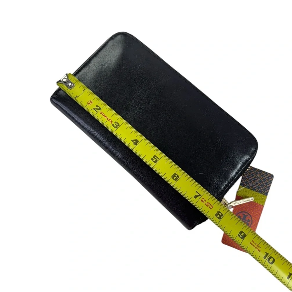 Tory Burch Bombe Zip Continental Black Leather Wallet